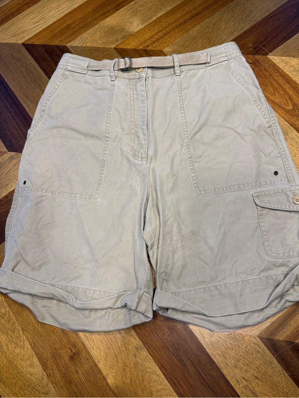Lauren Ralph Lauren Light Khaki Cargo Shorts with D-Ring Belt Vintage size 8